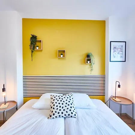 Apartment Be-4d - F3 Pour 1-4 Pers Au 4eme Etage Au Centre De