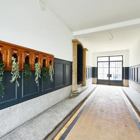 Apartment Be-4d - F3 Pour 1-4 Pers Au 4eme Etage Au Centre De *
